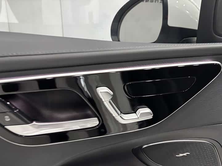 Фото 9 - Mercedes-Benz C-Class Hybrid