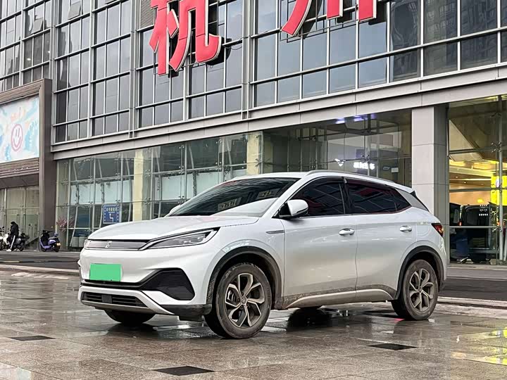 Фото 1 - BYD Yuan Plus