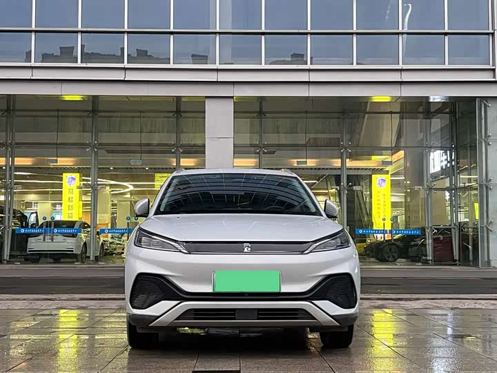 Фото 2 - BYD Yuan Plus