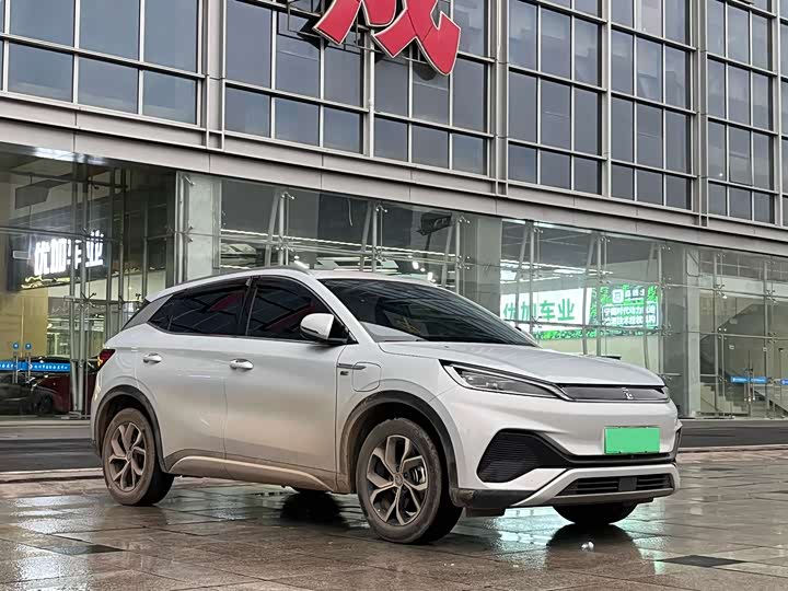 Фото 3 - BYD Yuan Plus