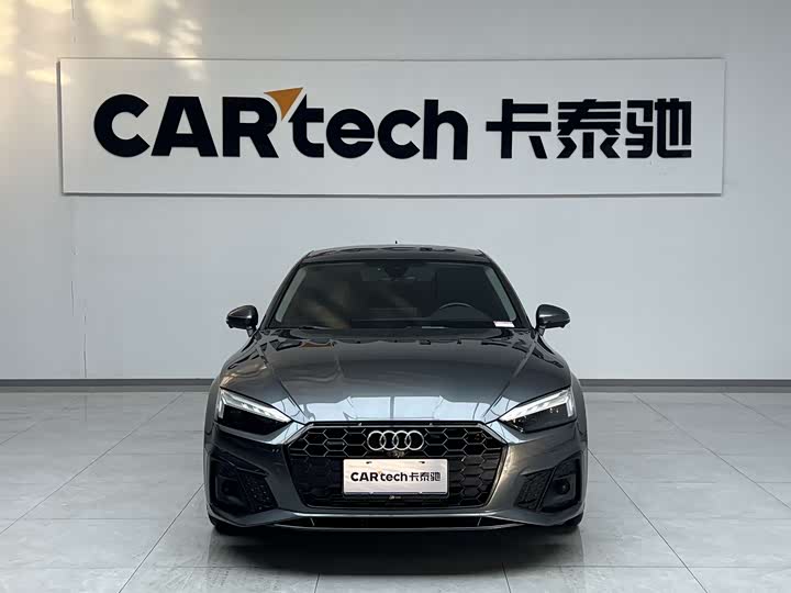 Фото 2 - Audi A5