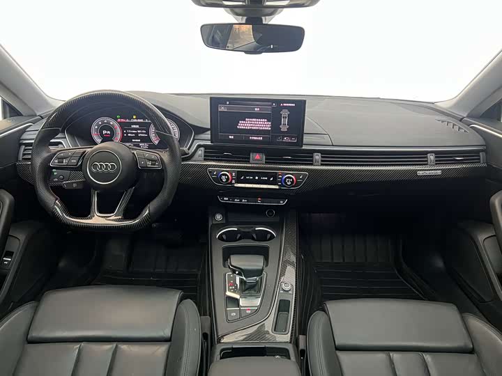 Фото 8 - Audi A5