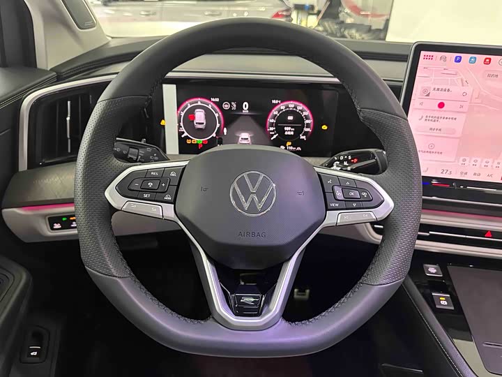 Фото 8 - Volkswagen Talagon