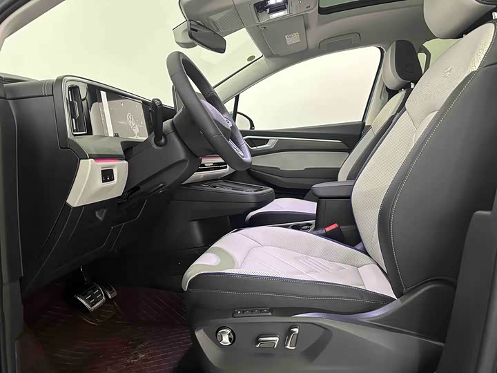 Фото 9 - Volkswagen Talagon