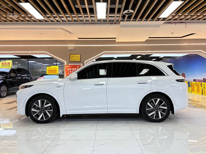 Фото 2 - LiXiang L7