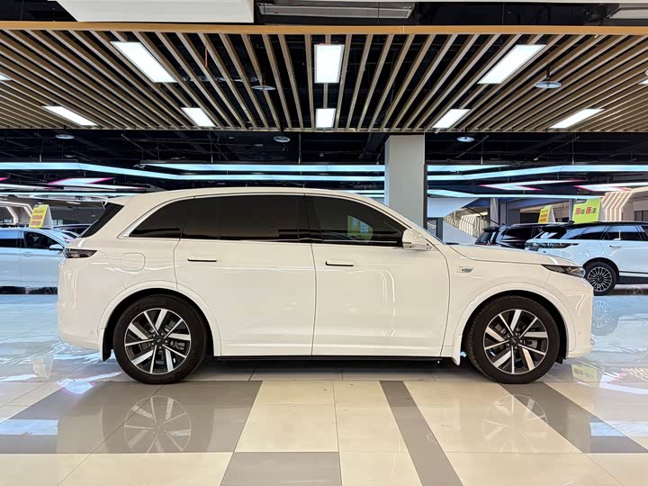 Фото 6 - LiXiang L7