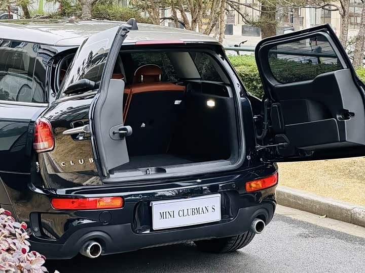 Фото 9 - Mini Clubman