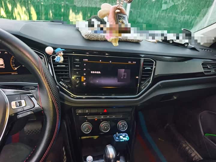 Фото 6 - Volkswagen T-Roc