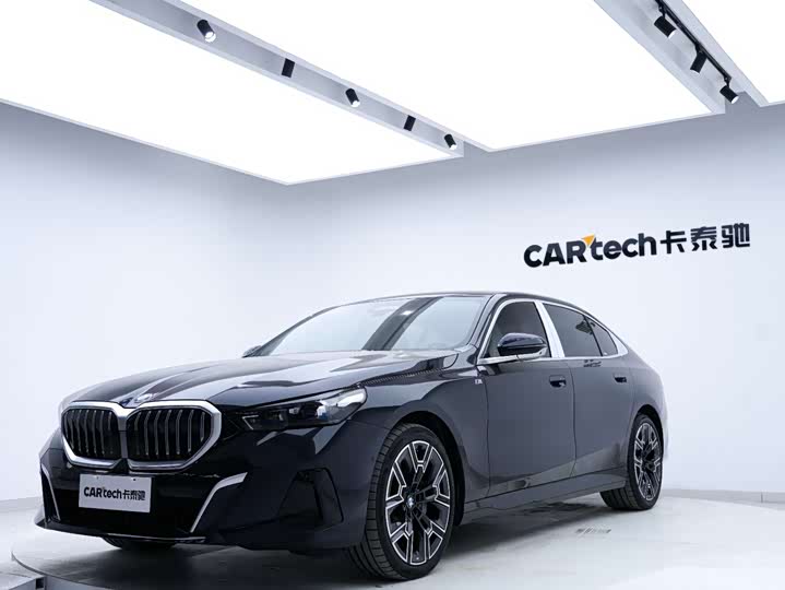 Фото 4 - BMW 5 Series