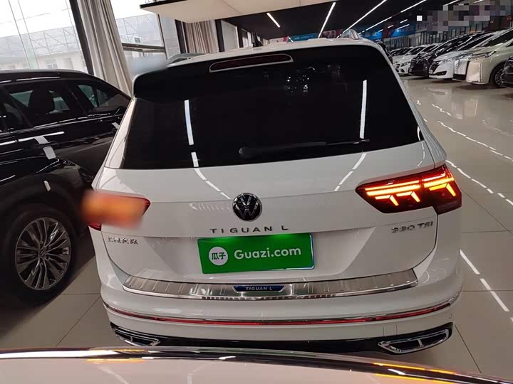 Фото 6 - Volkswagen Tiguan L Pro