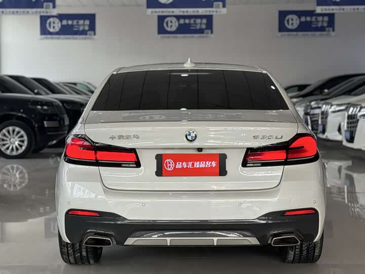 Фото 8 - BMW 5 Series