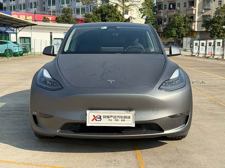 Фото 2 - Tesla Model Y