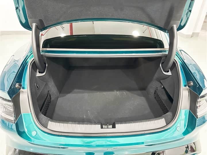 Фото 6 - Xiaomi SU7 Ultra