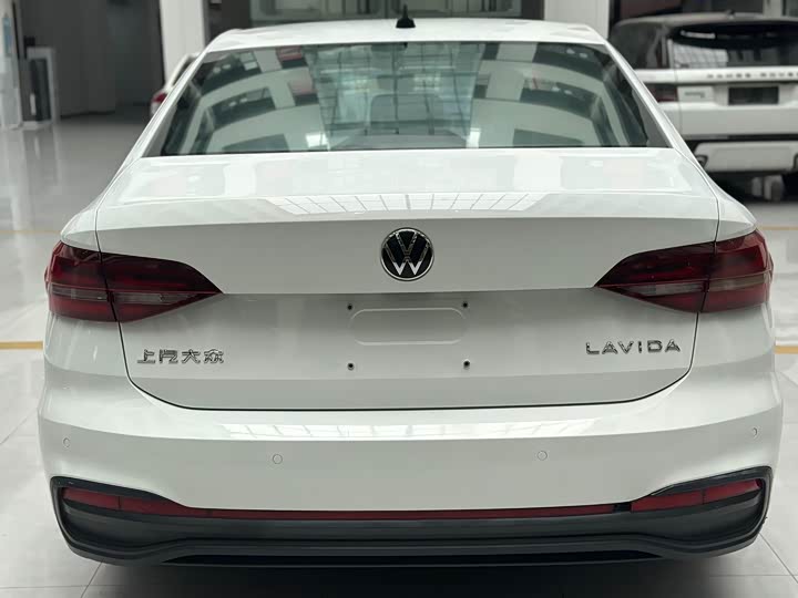 Фото 6 - Volkswagen Lavida