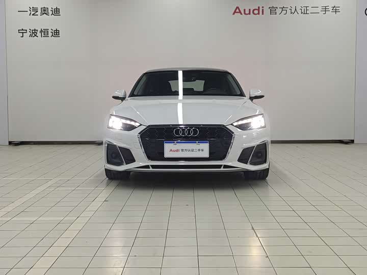 Фото 2 - Audi A5
