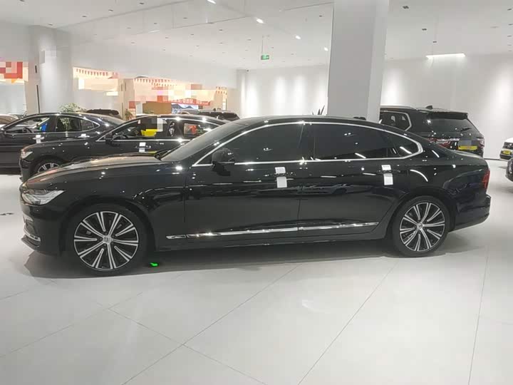 Фото 5 - Volvo S90