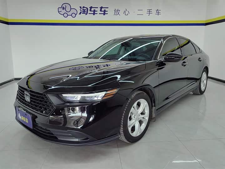 Фото 1 - Honda Accord