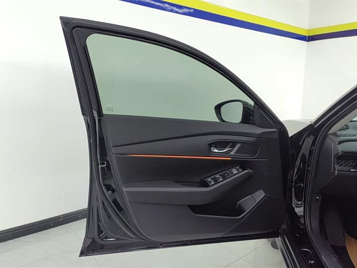 Фото 7 - Honda Accord