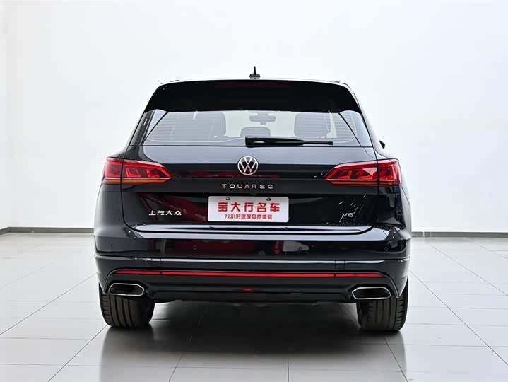 Фото 8 - Volkswagen Touareg