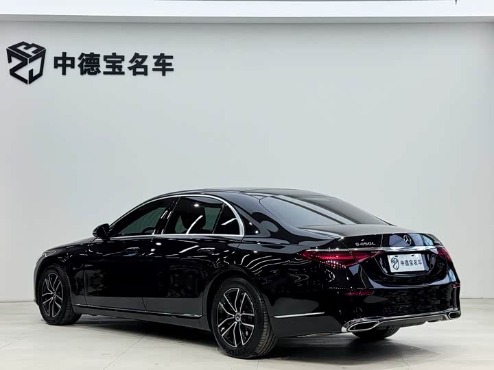 Фото 4 - Mercedes-Benz S-Class