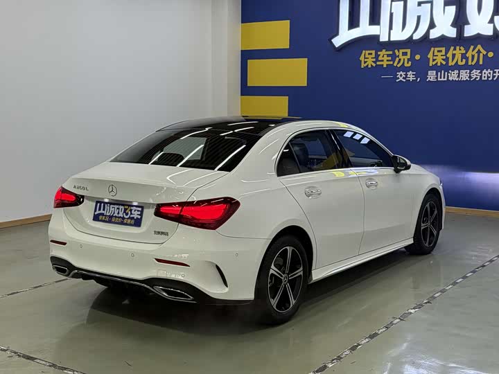 Фото 3 - Mercedes-Benz A-Class