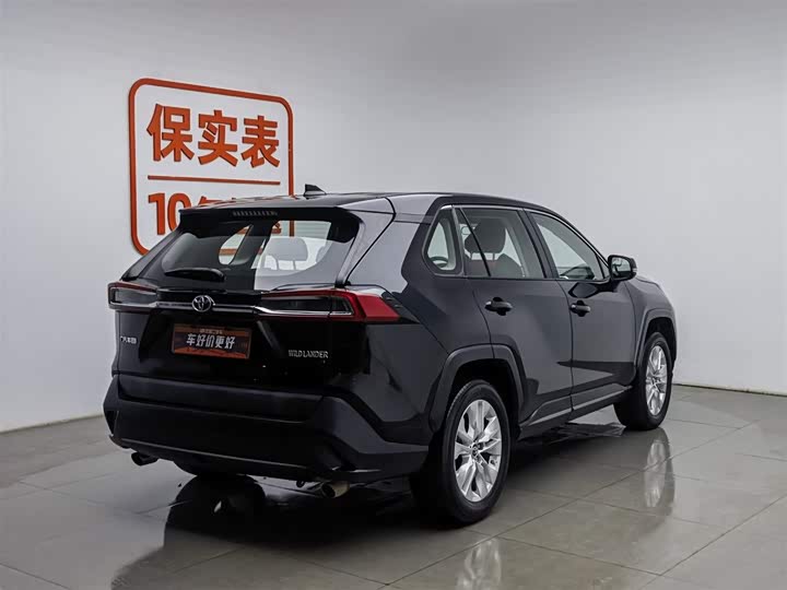 Фото 2 - Toyota Wildlander