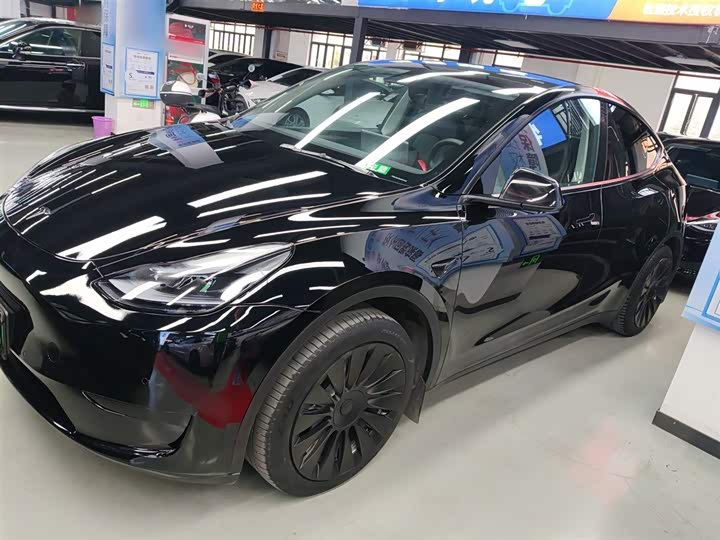 Фото 5 - Tesla Model Y
