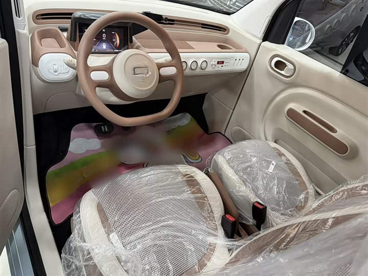 Фото 8 - Bestune Pony