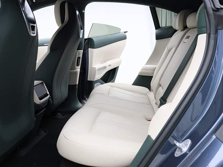 Фото 5 - Xiaomi YU7