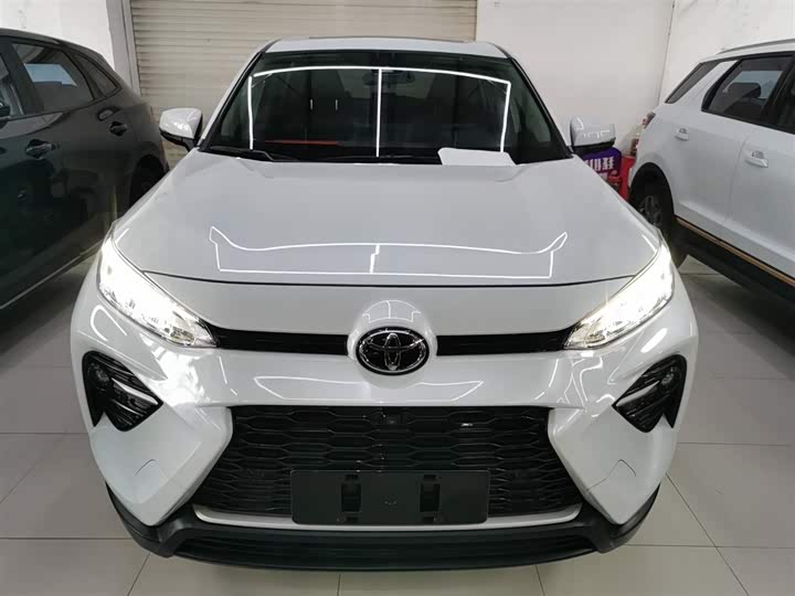 Фото 3 - Toyota Wildlander