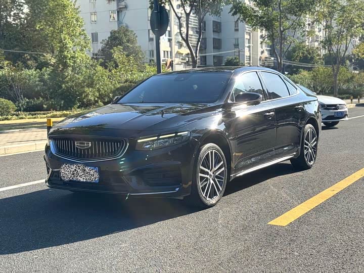 Фото 1 - Geely Preface