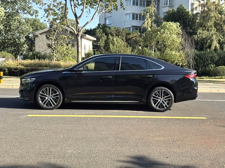 Фото 3 - Geely Preface