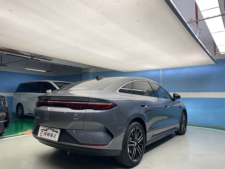 Фото 6 - BYD Qin L