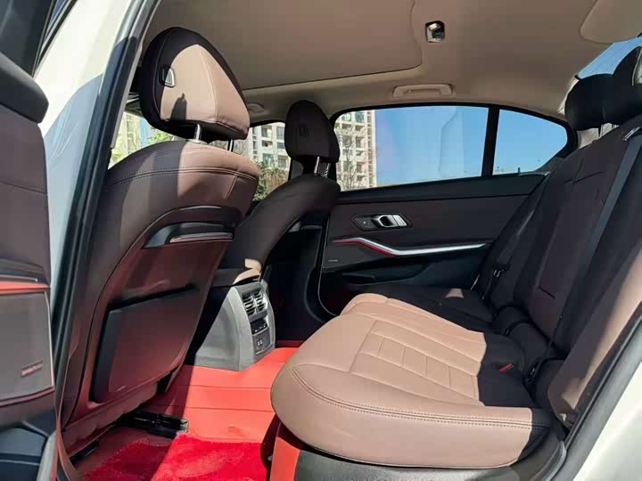 Фото 9 - BMW 3 Series