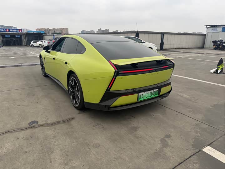 Фото 6 - XPeng P7