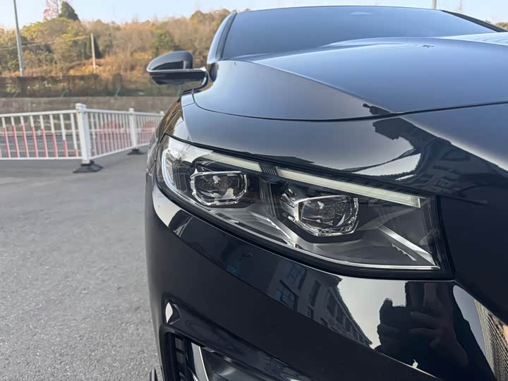 Photo 4 - Geely Preface