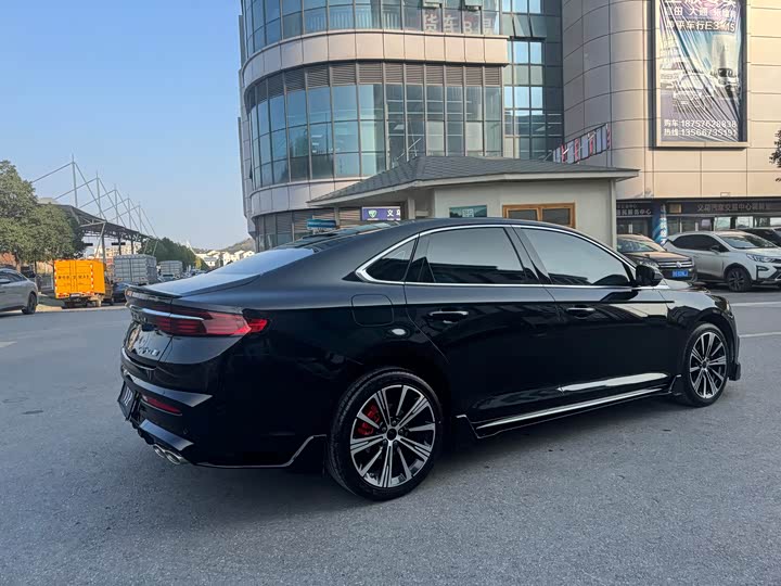 Photo 5 - Geely Preface