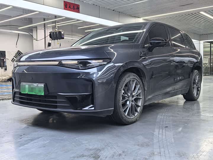 Фото 1 - Leapmotor C10