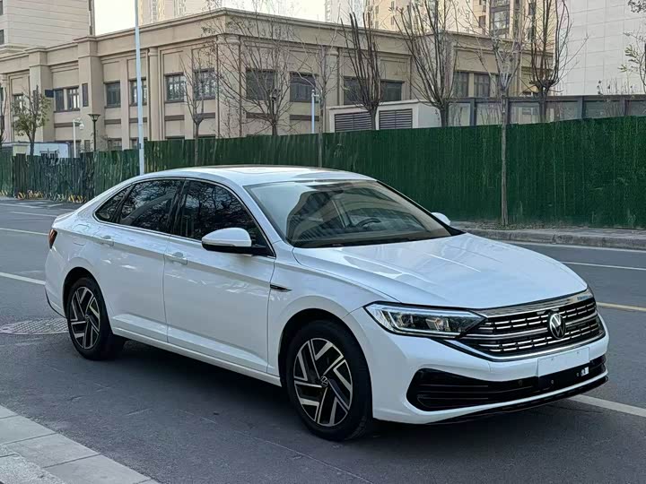 Фото 4 - Volkswagen Sagitar L