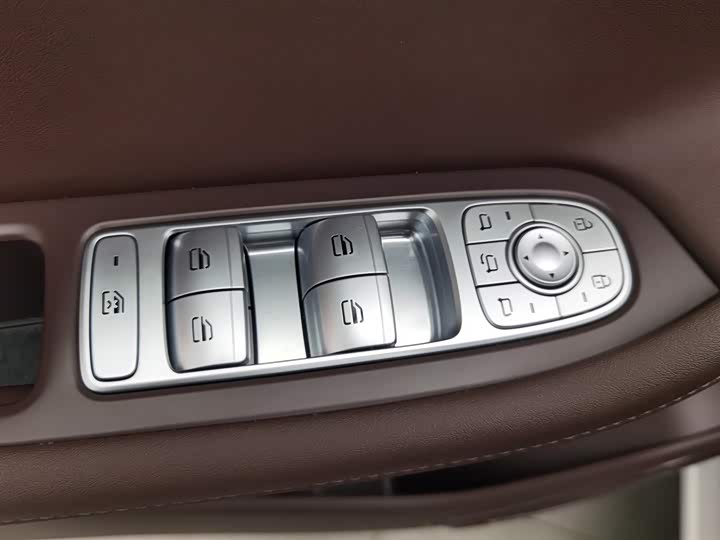 Фото 9 - Chery Tiggo 8 Pro