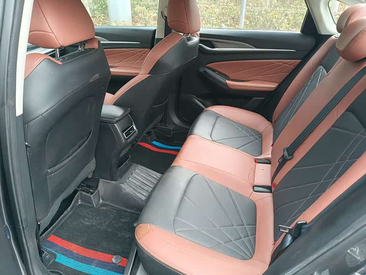 Фото 5 - Changan Eado Plus