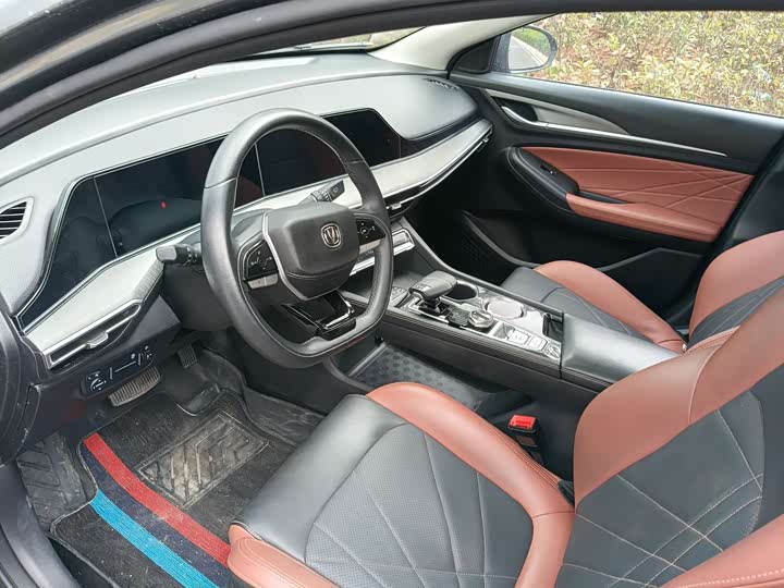 Фото 9 - Changan Eado Plus