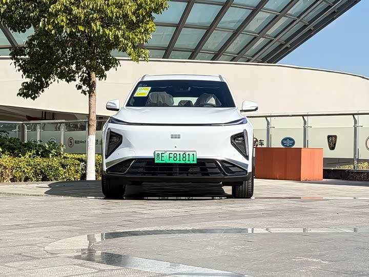 Фото 3 - Geely Galaxy L7