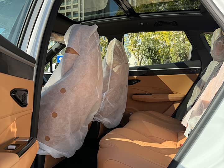 Фото 6 - Geely Galaxy L7