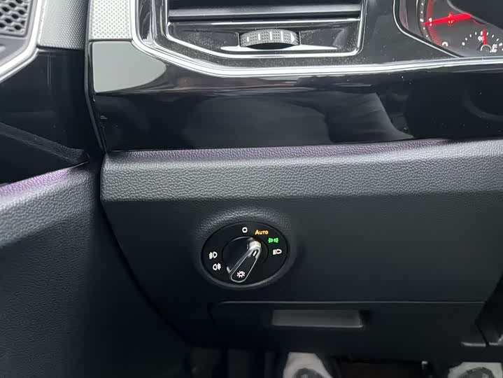 Фото 7 - Volkswagen Tayron