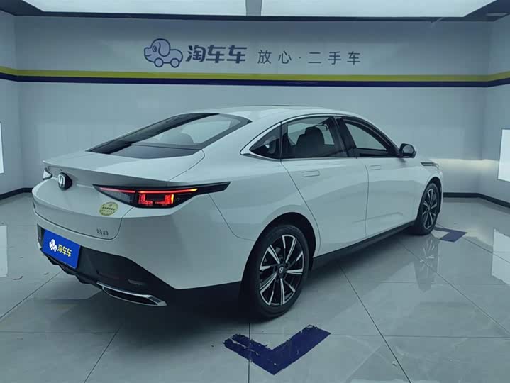 Фото 3 - Changan Eado Plus