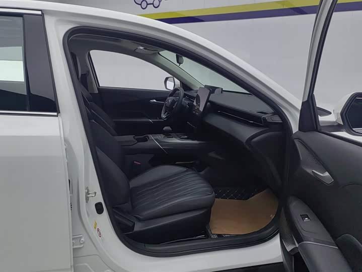 Фото 8 - Changan Eado Plus