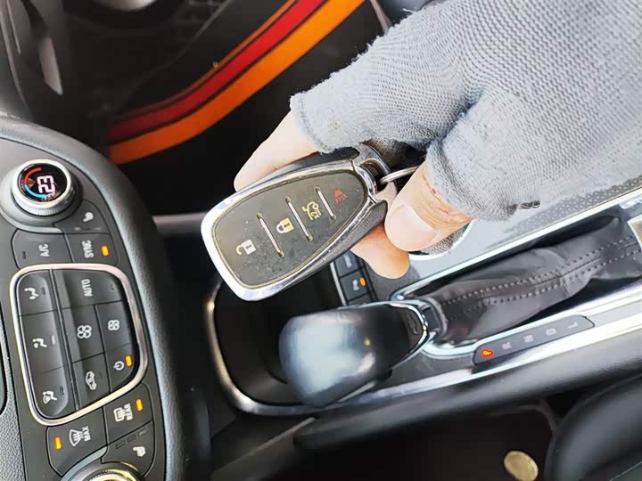 Фото 9 - Chevrolet Malibu XL