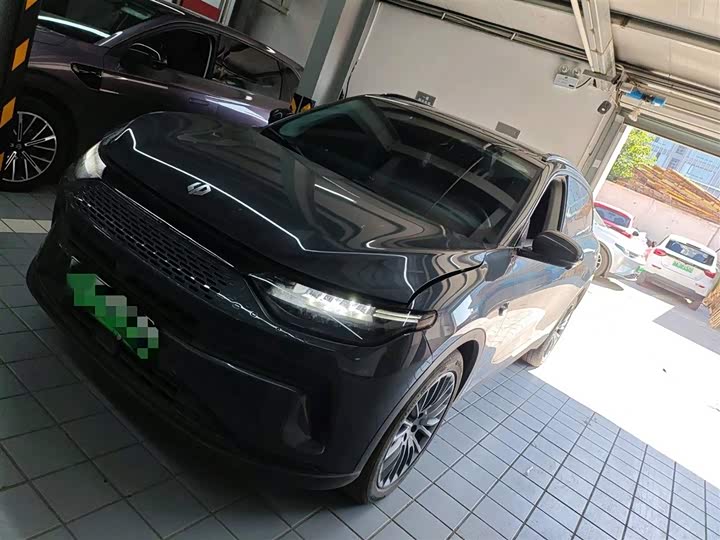 Фото 1 - Leapmotor C11