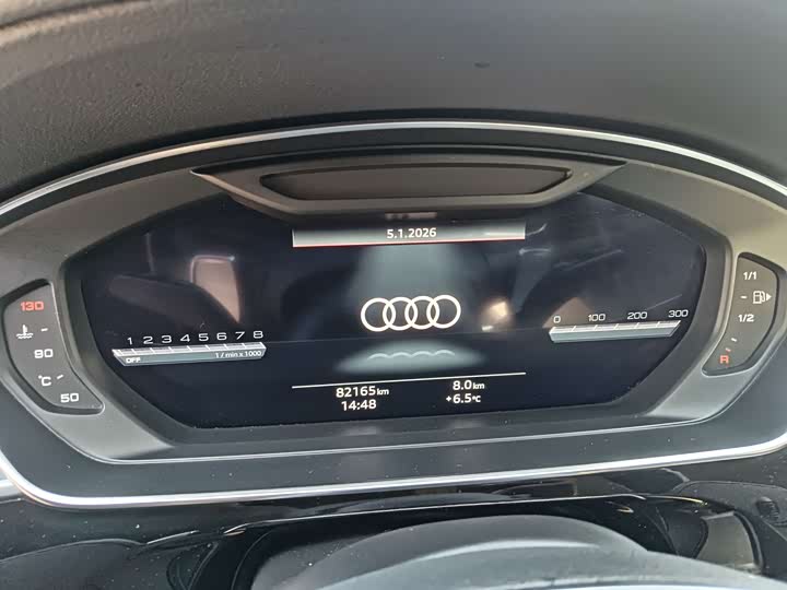Фото 8 - Audi A8